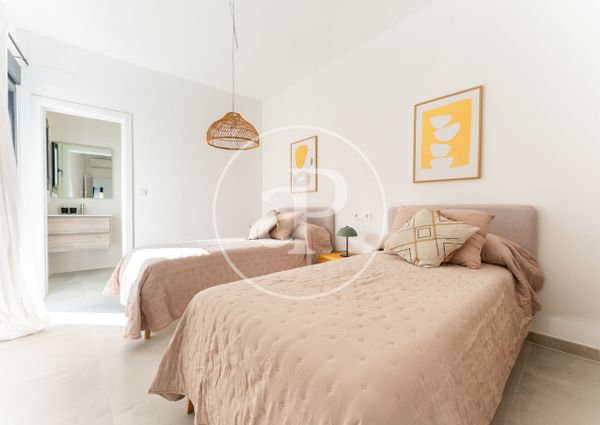 Townhouse for rent in Cala Mendia