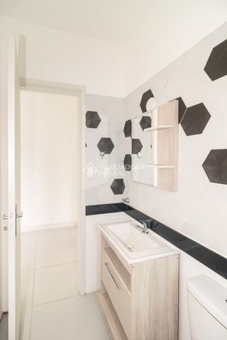 Apartamento com 1 quarto e 37m² para alugar em Cristal, Porto Alegre. - Photo 2