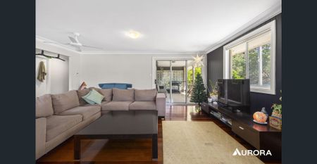 Dual-Living, 5 Bedrooms, Modern Upgrades & Exceptional Entertaining - 38 Abbotts Street, Camp Hill - Photo 2