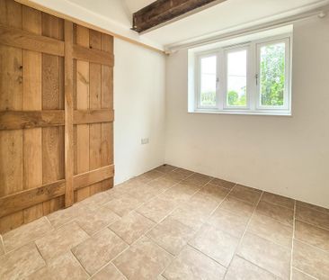 2 bedroom detached house to rent - Photo 1
