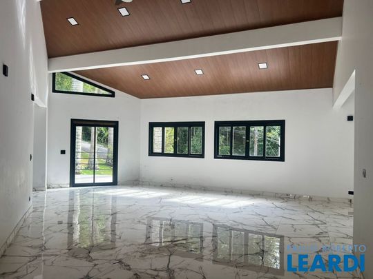 Casa Em Condomínio - Foto 1