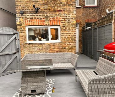 3 bedroom terraced house to rent - Photo 4