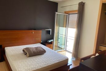 2 bedroom flat with good access located in Cacia!