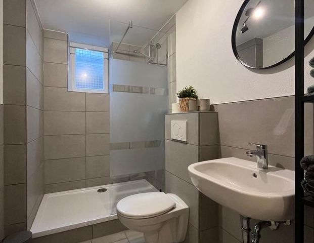 Saniert 2025! Möbliertes 1-Zimmer-Apartment am Fürther Stadtrand - Foto 1