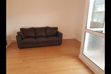 3 Bed Flat, Kennington, SE11 - Photo 2