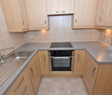 St. Albans Road, Torquay, Devon, TQ1 - Photo 2