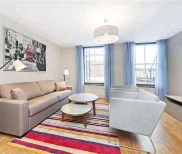 Immaculate two bedroom flat on Chiswick High Road. Modern throughou... - Photo 3