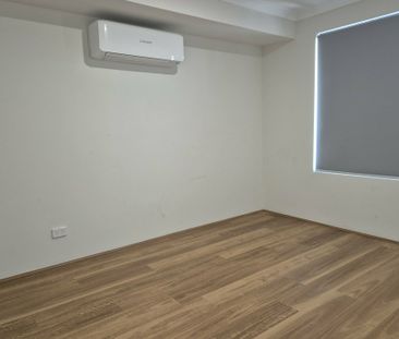 Low-Maintenance Family Home - Photo 2