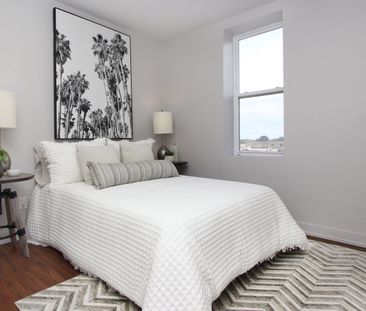 For Lease - 14 1/2 King Street Unit# 307, Oshawa, Ontario - Photo 6