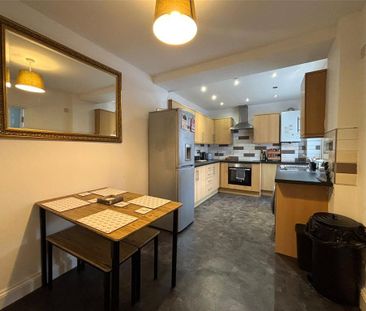 3 bedroom terraced house to rent - Photo 6