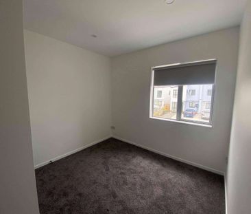 1 Weeks Free Rent - Available now! - Photo 3