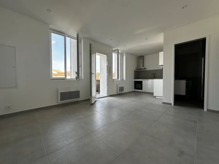 Location Appartement 3 pièces 47 m2 à Clermont-l'Hérault - Photo 2