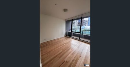 Renovated & City Views! - Photo 5