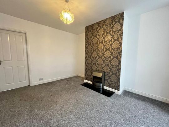 2 bedroom house to rent - Photo 1