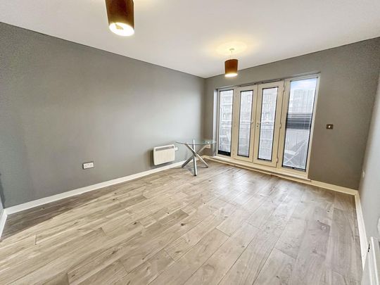 2 bedroom apartment to rent - Photo 1