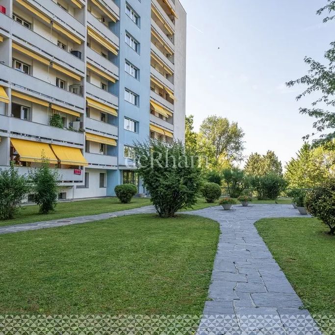 Bel appartement au 6ème étage - Quartier calme et verdoyant - Foto 2