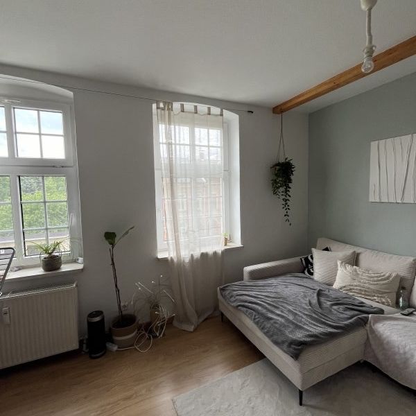 Vollmöblierte 2-Zimmer-Wohnung mit LAMINAT, großer Küche und schönem Badezimmer zu vermieten! - Photo 1