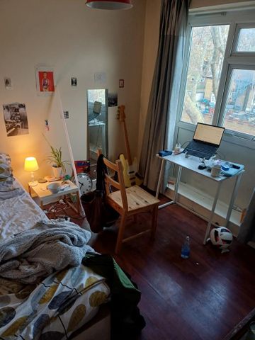 3 bedroom flat to rent - Photo 4