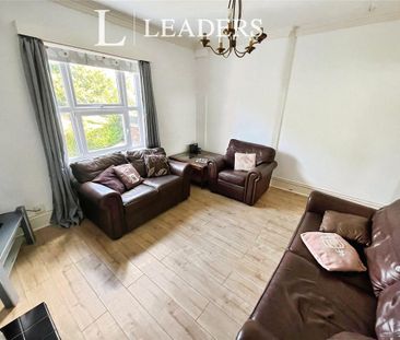 6 bedroom house to rent - Photo 1