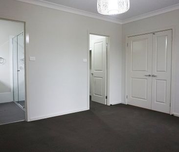 Exclusive Living in Mulgoa Rise - Photo 5