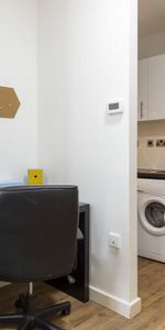 28 De Montfort Street Studios - Photo 3