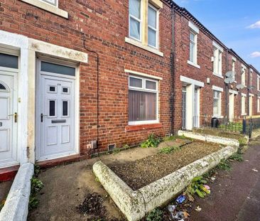 2 bed ground floor flat to rent in NE10 - Photo 1