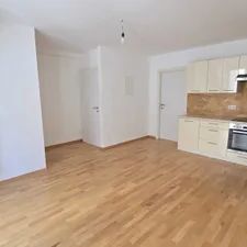 Dachgeschoß, Neubau mit Terrasse - Photo 1
