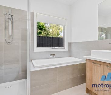 3/200 West Street, GLENROY, VIC - Photo 2
