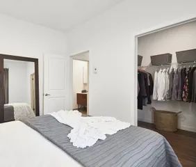 1 room apartment of 76m² in Laval - Photo 1