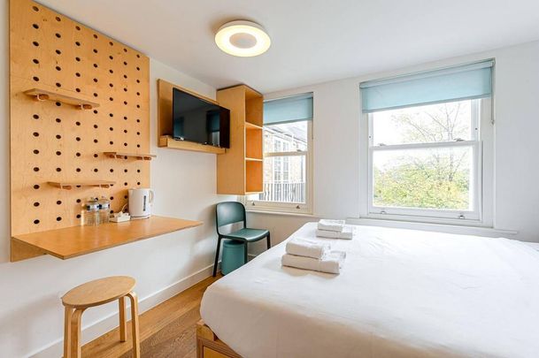 Studio to rent - Photo 1