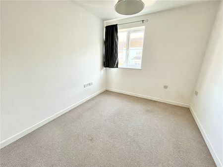 2 Bedroom - Photo 4
