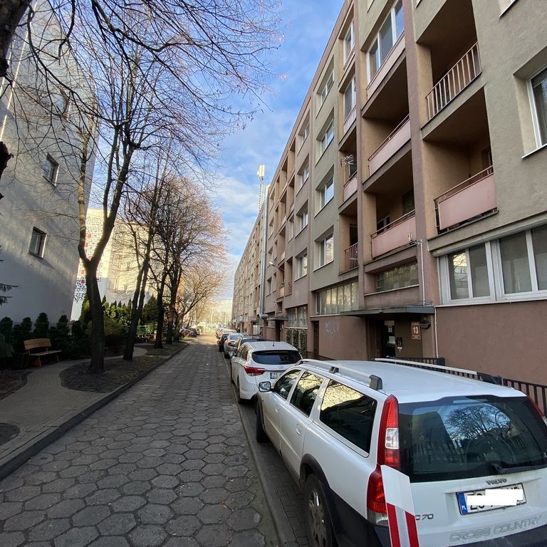 Kawalerka na wynajem w centrum miasta - Photo 1