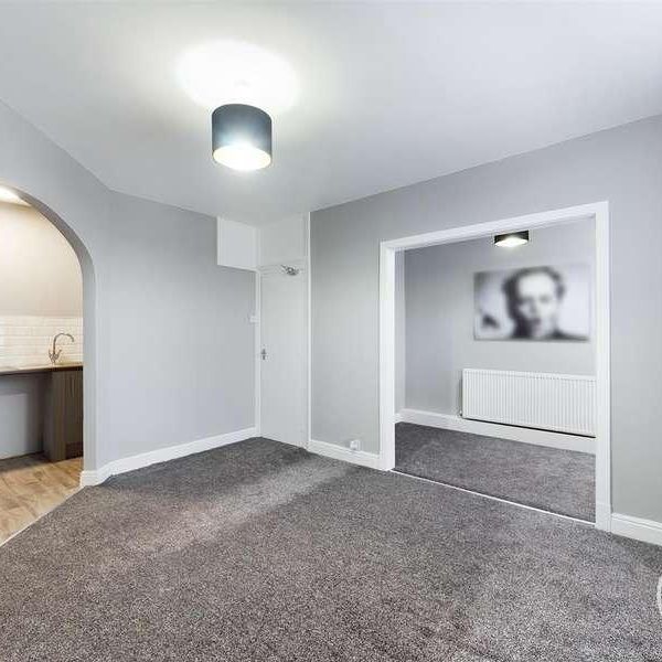 Cross Green Lane, Halton, Leeds, LS15 - Photo 1