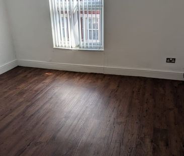 3 Bed Terraced House, Gidlow Road, L13 - Photo 3