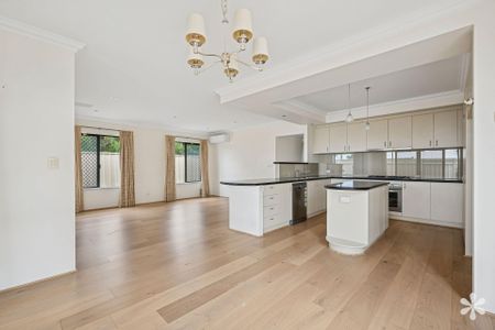 90 Tribute Street East - Photo 5