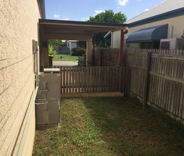 Modern Comfort in a Quiet, Family-Friendly Street! - Photo 5