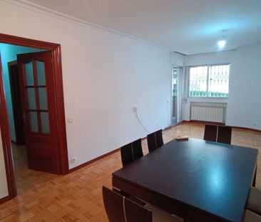 Piso de alquiler en Urbanización Gran Hábitat, Centro - Photo 2