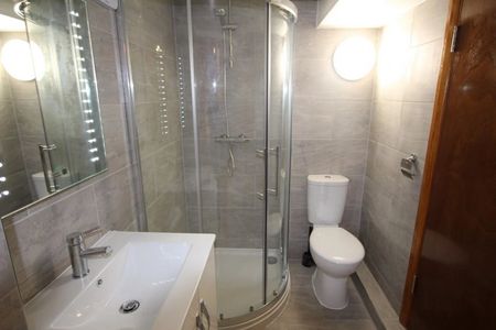 47a Church Road, Ashford,TW15 - Photo 5