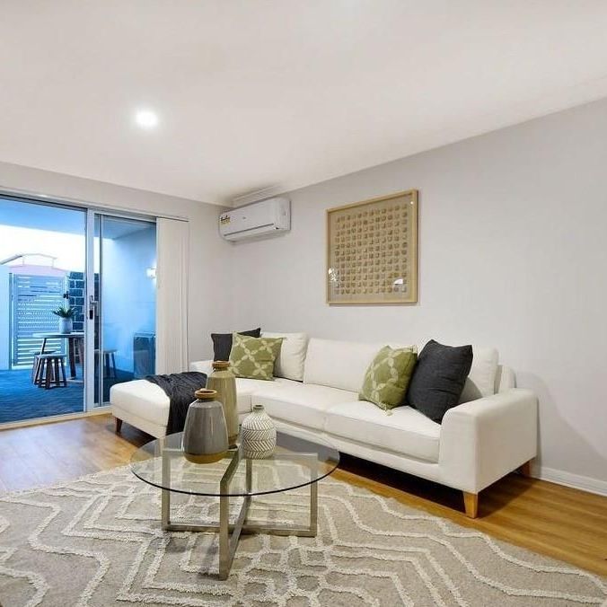 1 Bedroom, Ground Floor Apartment - Photo 1