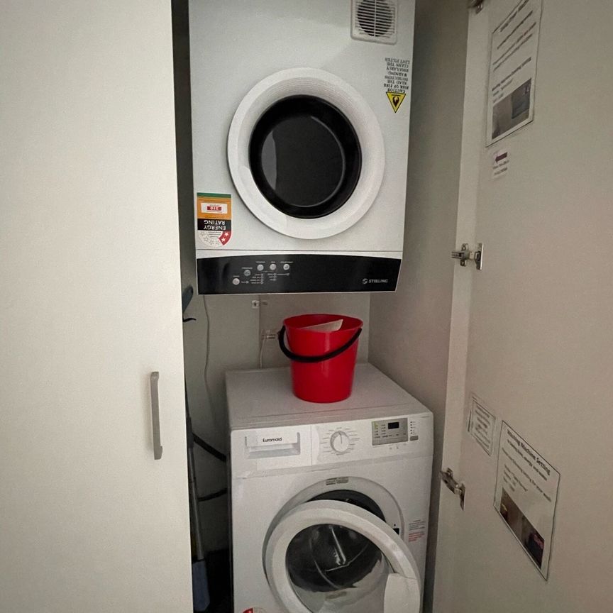 South Brisbane - Photo 1