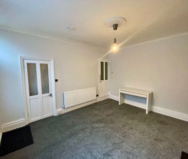 Hayleigh Avenue, Leeds - Photo 1