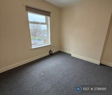 2 bedroom end of terrace house to rent - Photo 3