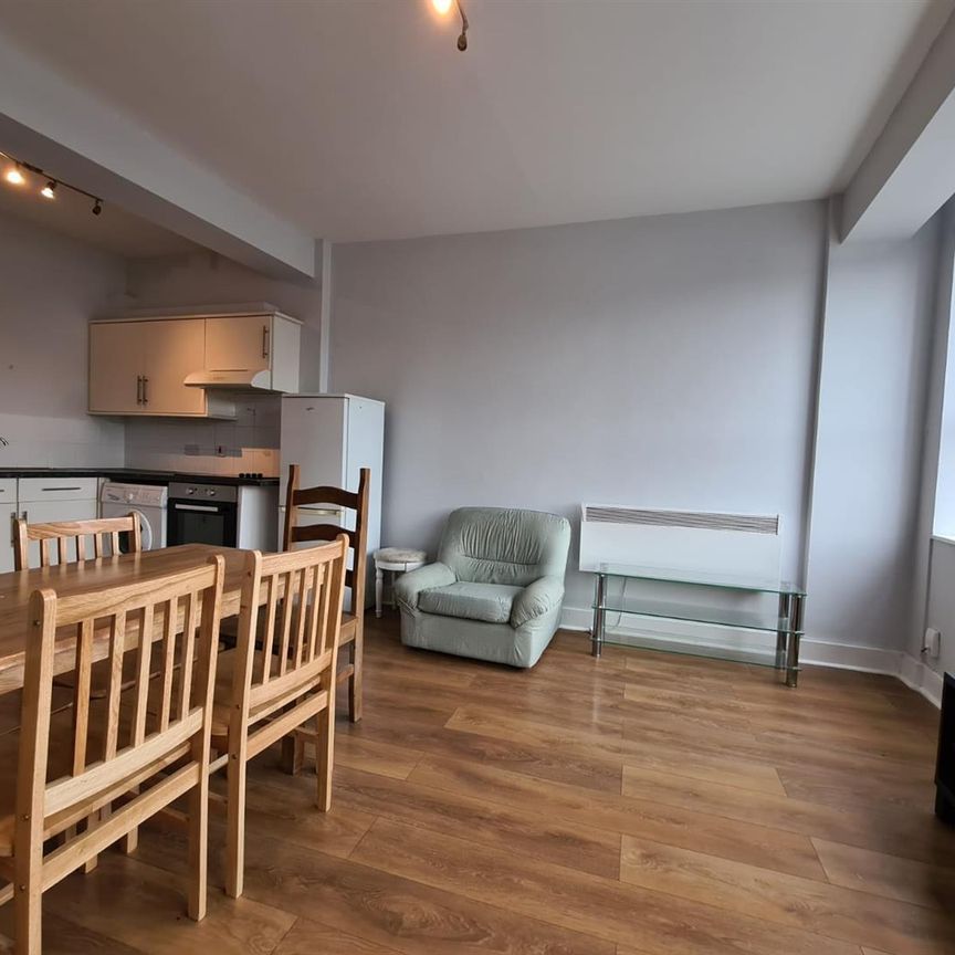 Atlantic lodge 184-186 South Street, Romford RM1, London - Photo 1