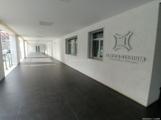 Apartamento T1 no Condomínio Benfica Stadium - Photo 1