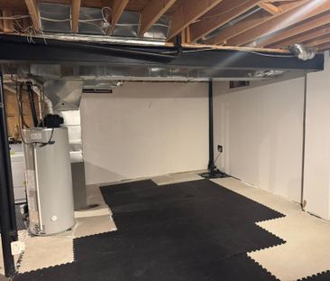 For Lease - 12 Pegasus Drive, Richmond Hill, Ontario - Photo 4