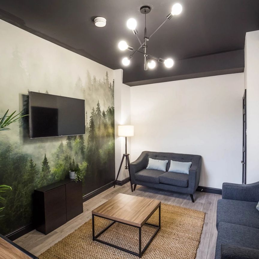 To Rent Queen Street, **Available From August 2025 - 4 Bedrooms**, Chester - Photo 1