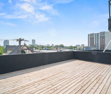 Manchester: Black Accents – Penthouse Suite – 710 Westminster, Winn... - Photo 6