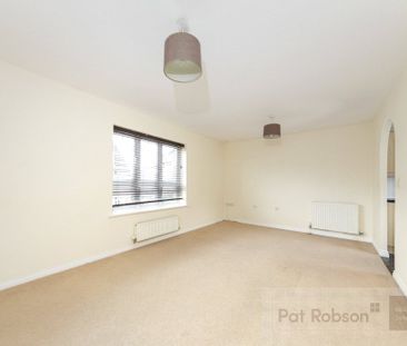 Matlock Avenue, Newcastle Upon Tyne - Photo 2