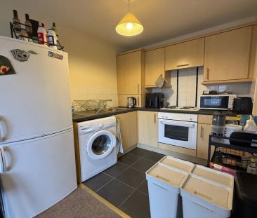Apartment 8, 150 Larkfield Road - Photo 6
