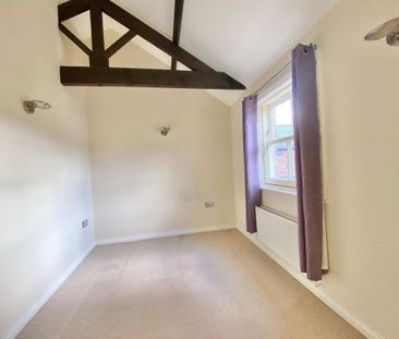 3 bedroom semi-detached house to rent - Photo 3